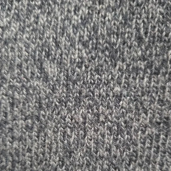 *CLOSET CLOSING 7/31* Sundance Charcoal Henley Sweater Medium - Picture 4 of 5